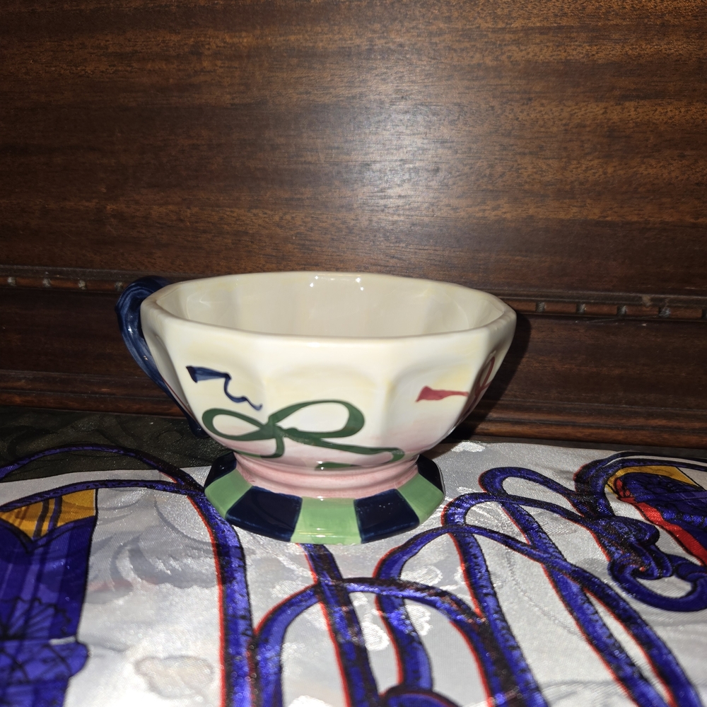 Abstract Ribbon Multicolor Ceramic Teacup/ Soup Mug 8oz Christmas Seasonal Cup